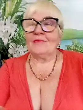 VioletSweet5566 online show from February 17, 2026, 12:01 pm