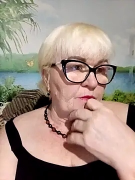Snapshot of VioletSweet5566 chatting on May 6, 2026, 6:13 pm VioletSweet5566 online show from May 6, 2026, 6:13 pm