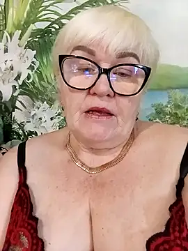 Snapshot of VioletSweet5566 chatting on May 9, 2026, 6:51 am VioletSweet5566 online show from May 9, 2026, 6:51 am