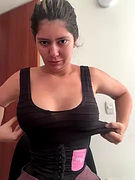 Snapshot of miss_silvia chatting on September 16, 2025, 3:35 pm miss silvia online show from September 16, 2025, 3:35 pm