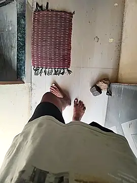 sexy boy 47 online show from November 23, 2025, 4:01 am