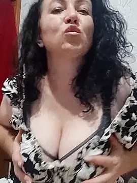 Velvet3451 online show from September 9, 2025, 5:12 pm