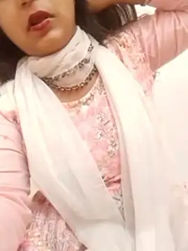 Babe Doll04 online show from June 13, 2026, 7:39 am