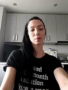 Princessa99885 online show from April 15, 2026, 7:37 am