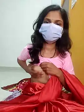 Shivani2002 online show from November 19, 2025, 5:46 pm