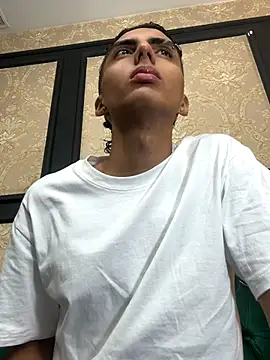 Mister Obsession online show from November 28, 2025, 7:16 pm