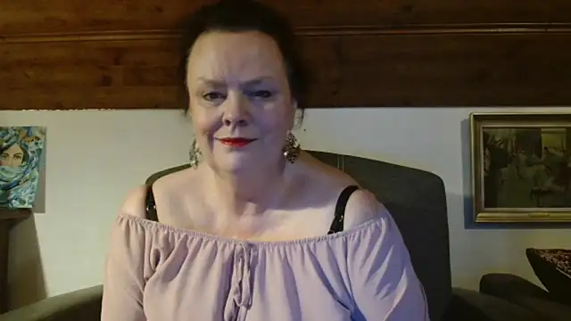 Snapshot of TiffanyMature chatting on January 8, 2026, 3:36 pm TiffanyMature online show from January 8, 2026, 3:36 pm
