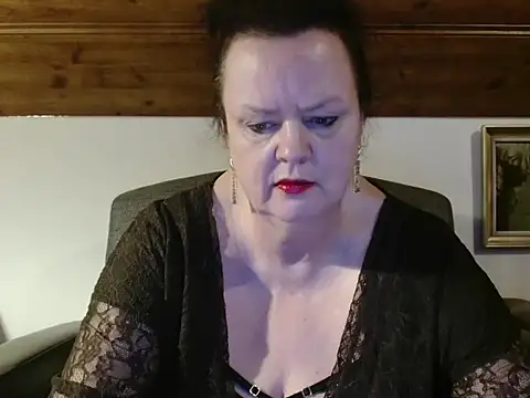 Snapshot of TiffanyMature chatting on February 11, 2026, 9:09 pm TiffanyMature online show from February 11, 2026, 9:09 pm