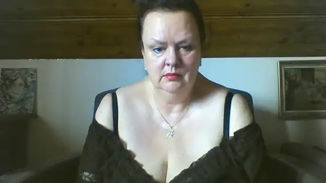 Snapshot of TiffanyMature chatting on March 20, 2026, 9:47 am TiffanyMature online show from March 20, 2026, 9:47 am
