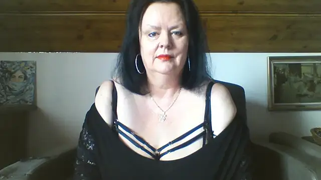 Snapshot of TiffanyMature chatting on March 24, 2026, 8:08 am TiffanyMature online show from March 24, 2026, 8:08 am