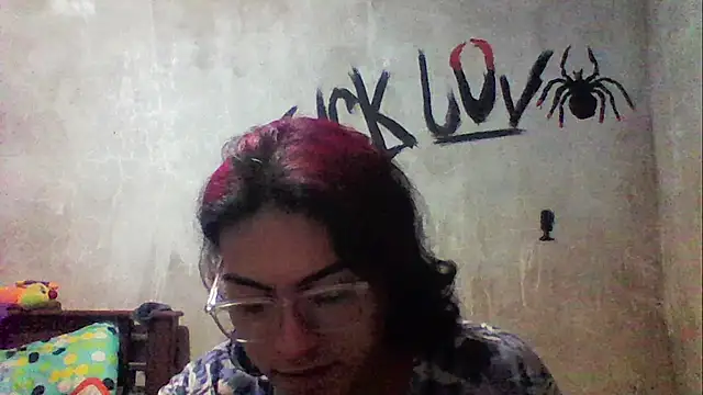 Snapshot of dirty_model chatting on December 3, 2025, 4:31 am dirty model online show from December 3, 2025, 4:31 am