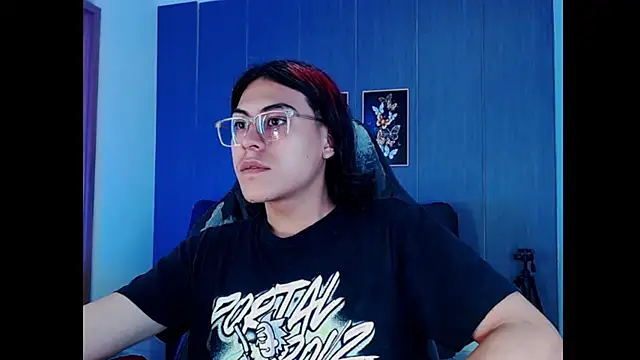 Snapshot of dirty_model chatting on January 13, 2026, 7:52 pm dirty model online show from January 13, 2026, 7:52 pm