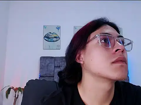 dirty model online show from January 17, 2026, 3:28 pm