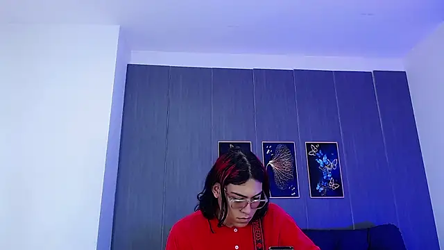 dirty model online show from January 19, 2026, 3:16 pm