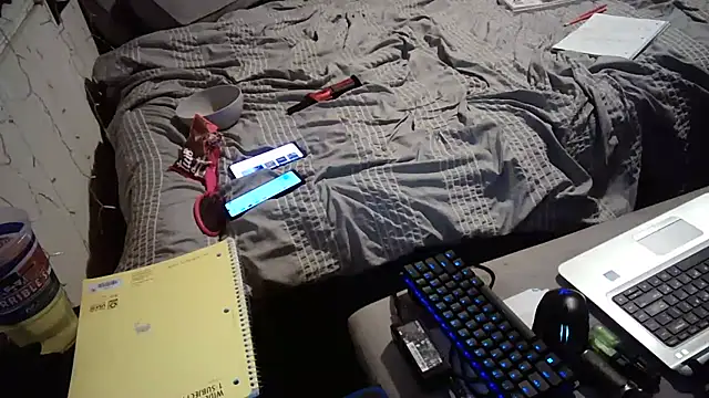 Snapshot of PremiumKitty chatting on January 16, 2026, 5:22 am PremiumKitty online show from January 16, 2026, 5:22 am