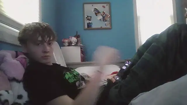 Liam axel35 online show from November 4, 2025, 8:30 pm