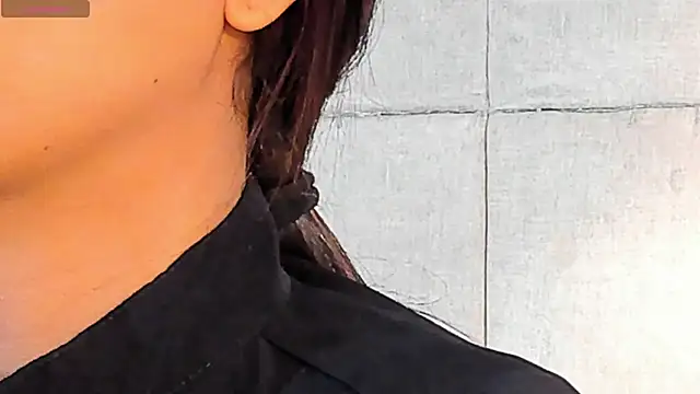 VioletHilton online show from February 17, 2026, 6:36 pm