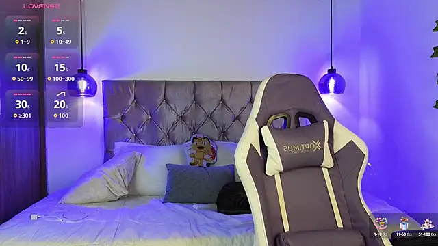 lila min online show from September 11, 2025, 1:44 pm