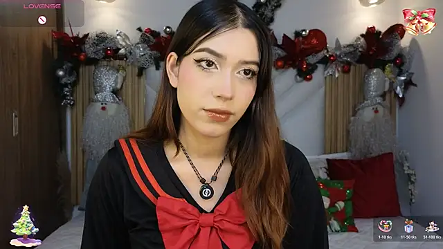 lila min online show from November 18, 2025, 2:32 pm