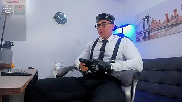 Snapshot of Dash_Bukoski chatting on October 7, 2025, 11:29 am Dash Bukoski online show from October 7, 2025, 11:29 am