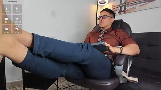 Snapshot of Dash_Bukoski chatting on January 8, 2026, 2:30 pm Dash Bukoski online show from January 8, 2026, 2:30 pm