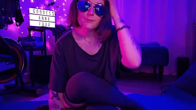 mistressannafoxx online show from February 22, 2026, 4:24 am