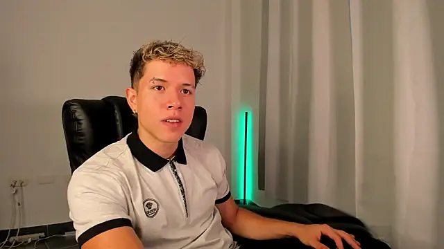 nathan blake online show from November 20, 2025, 8:41 pm