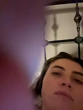 Snapshot of M1l3yD3w chatting on October 3, 2025, 3:47 am M1l3yD3w online show from October 3, 2025, 3:47 am