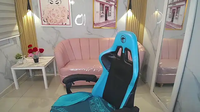 Jade Jones a online show from November 15, 2025, 4:32 am