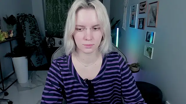Snapshot of BethanyCloud chatting on March 23, 2026, 5:22 am BethanyCloud online show from March 23, 2026, 5:22 am