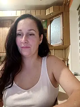 Amandda  online show from September 22, 2025, 5:59 pm