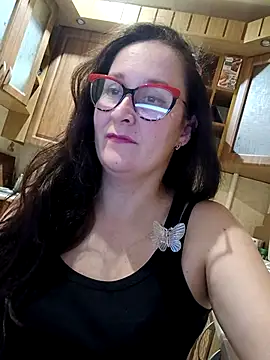 Amandda  online show from October 16, 2025, 7:48 pm