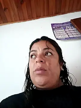 Mia-Glow online show from March 18, 2026, 1:03 pm