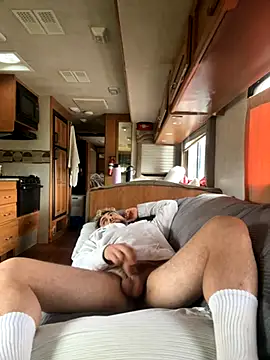 Snapshot of speakonit chatting on October 11, 2025, 6:50 pm speakonit online show from October 11, 2025, 6:50 pm