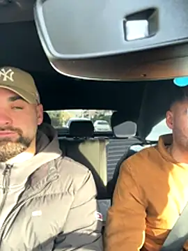 omihaze94 online show from December 18, 2025, 9:04 am