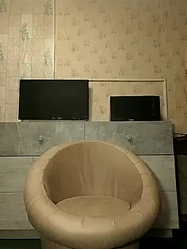 Snapshot of Tupo070481 chatting on October 30, 2025, 7:25 pm Tupo070481 online show from October 30, 2025, 7:25 pm