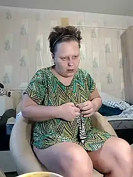 Snapshot of Tupo070481 chatting on December 18, 2025, 7:25 am Tupo070481 online show from December 18, 2025, 7:25 am