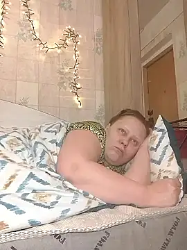 Snapshot of Tupo070481 chatting on December 21, 2025, 7:54 pm Tupo070481 online show from December 21, 2025, 7:54 pm