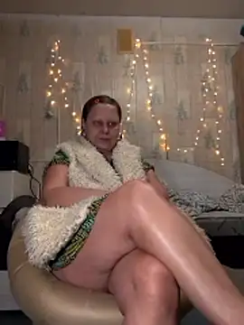 Snapshot of Tupo070481 chatting on January 11, 2026, 4:06 am Tupo070481 online show from January 11, 2026, 4:06 am