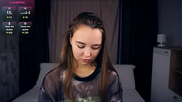 KayleenCurtis online show from September 18, 2025, 5:20 am