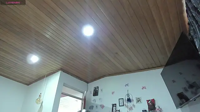 Snapshot of Fia__ chatting on September 18, 2025, 3:47 pm Fia   online show from September 18, 2025, 3:47 pm