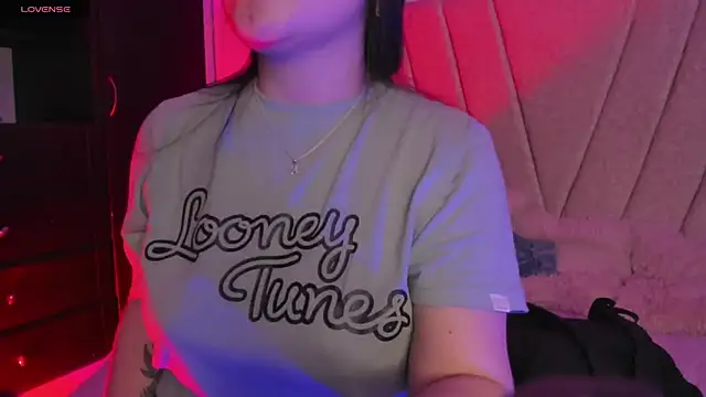 Snapshot of Fia__ chatting on September 22, 2025, 1:51 am Fia   online show from September 22, 2025, 1:51 am