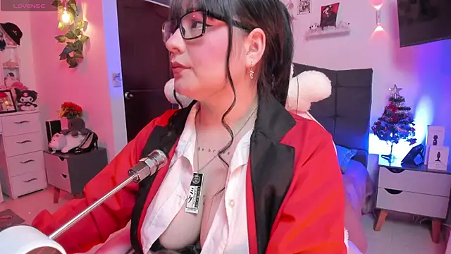 Fia   online show from November 6, 2025, 1:39 am