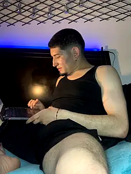 Snapshot of Ian_kai chatting on October 19, 2025, 1:50 am Ian kai online show from October 19, 2025, 1:50 am