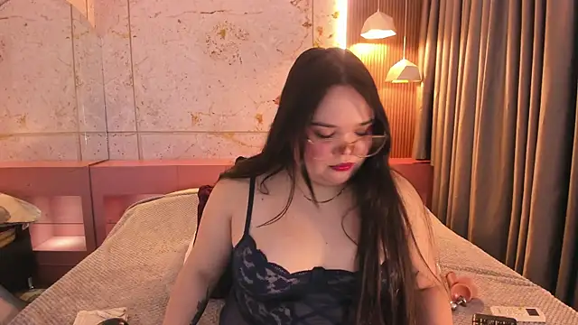 Lushi Love online show from January 11, 2026, 1:10 am