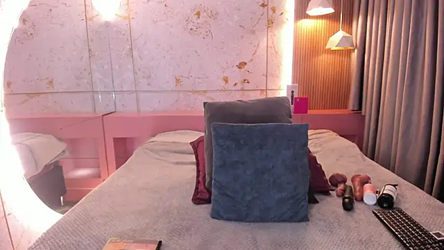 Lushi Love online show from March 2, 2026, 2:36 am