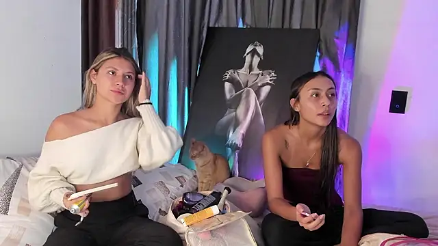 spicy angels  online show from March 24, 2026, 10:37 pm