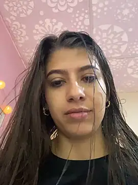 Lenapink19 online show from November 30, 2025, 4:22 pm