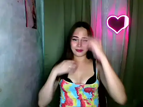 sweetsassyxx online show from February 5, 2026, 6:23 pm