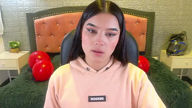 Natalie loffreda online show from February 19, 2026, 3:13 am